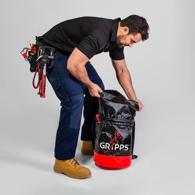 Gripps Bull Bag With Dual-Action Carabiner - 113kg